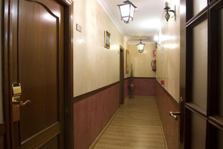 Hotel Esmeralda Osuna Bagian luar foto