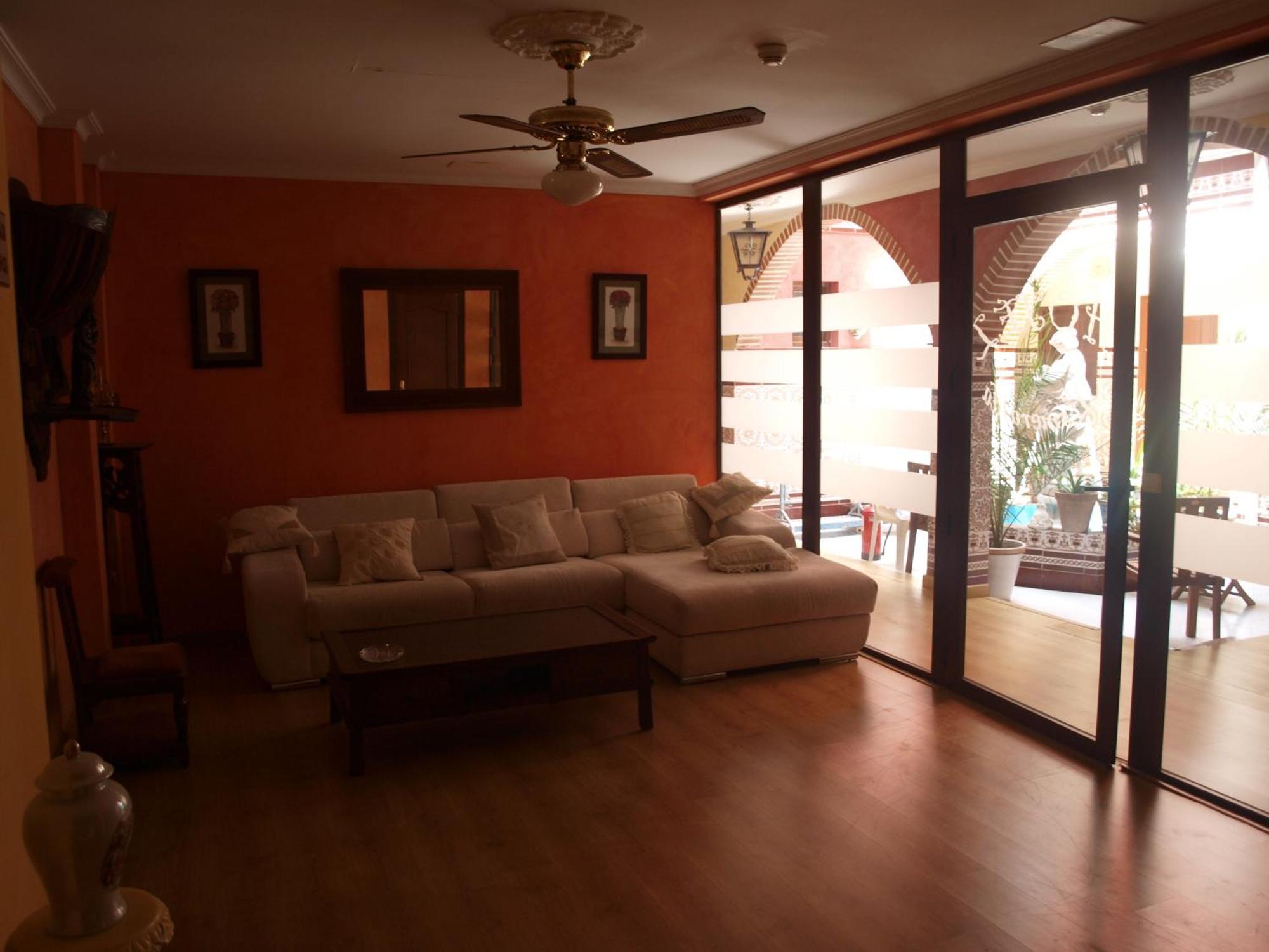 Hotel Esmeralda Osuna Bagian luar foto